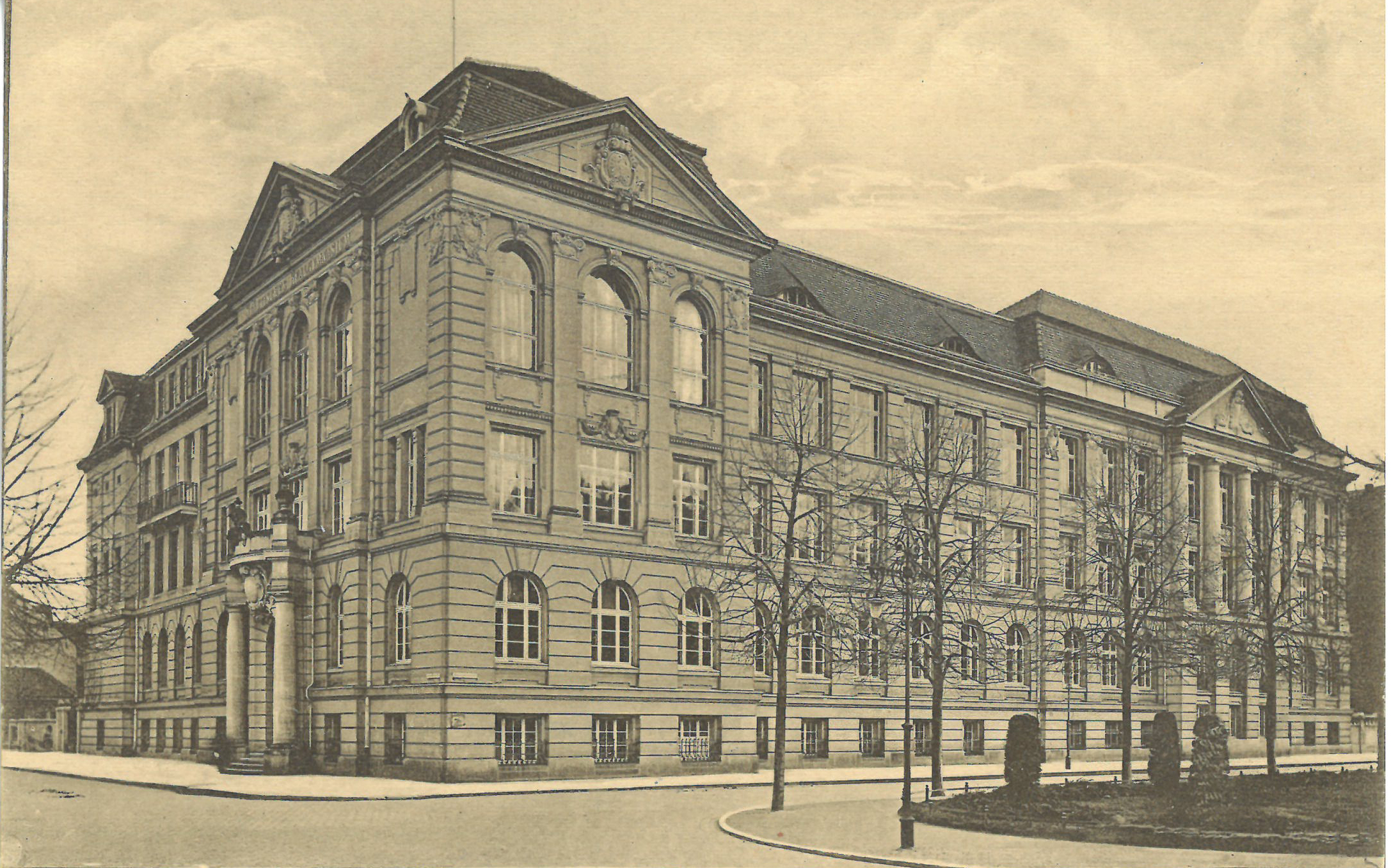 Schulgebäude